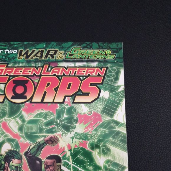 DC Comics Green Lantern Corps 58 May 2011 Bedard Kirkham Batt Hunter War Part 2 - Picture 3 of 10